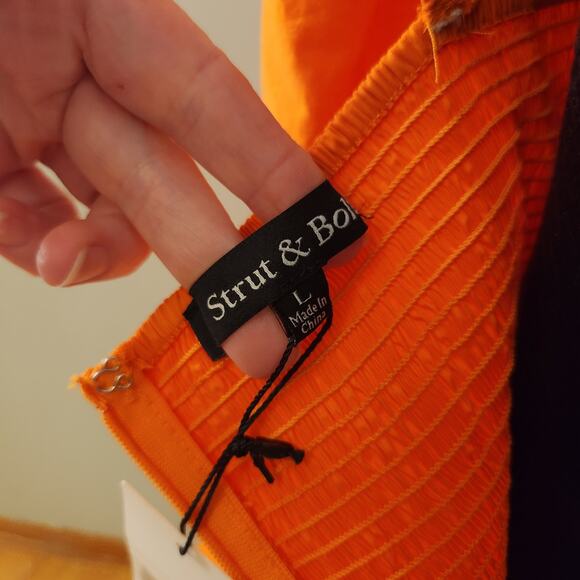 STRUT & BOLT Orange Ruffle Romper, Size Large - Picture 11 of 12